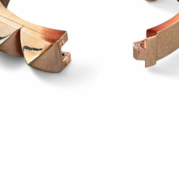 Michael Kors Pyramid Stud Bangle Bracelet Hinged Rose Gold Finish - Picture 5 of 10